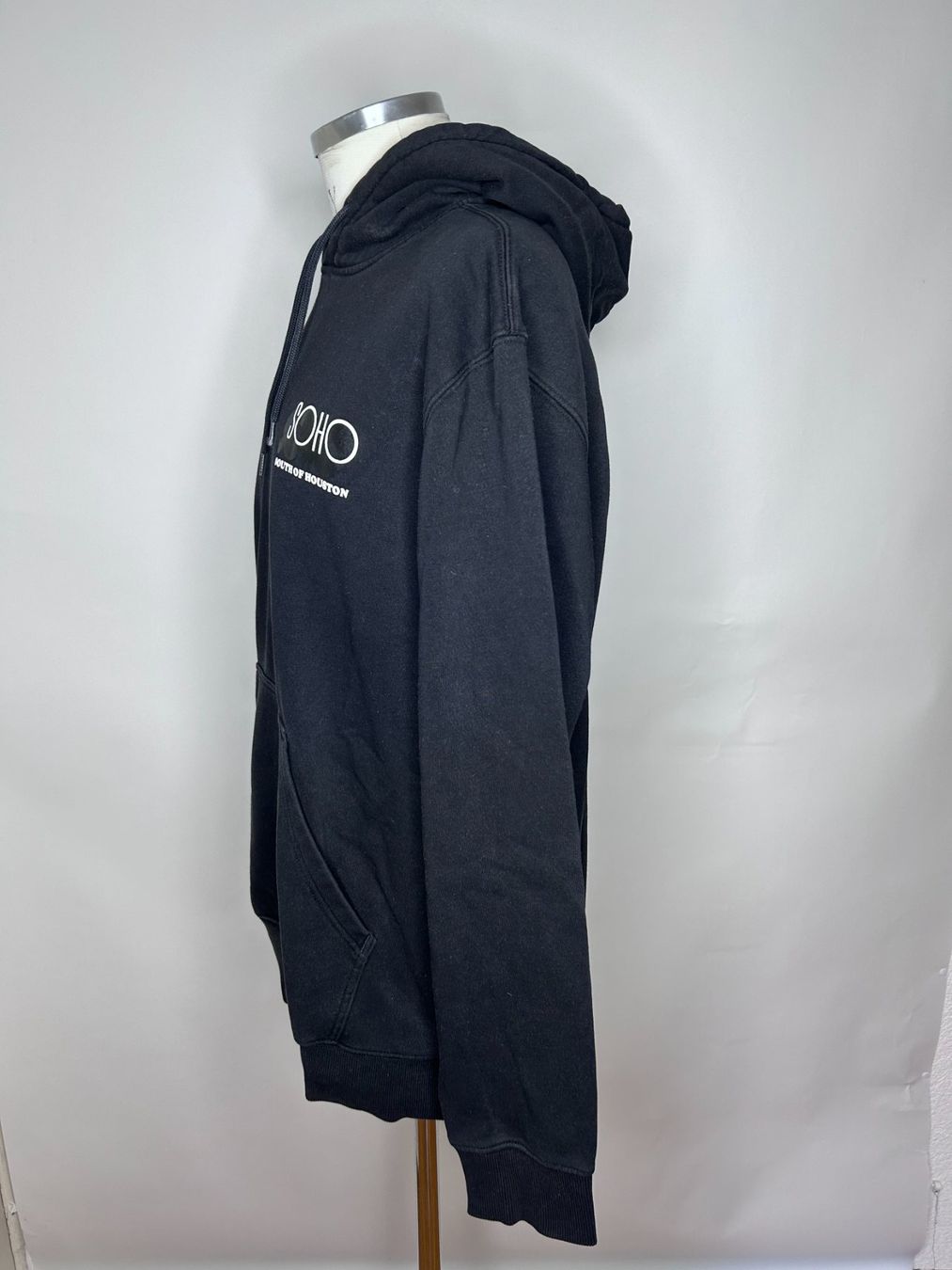 H&M Pulls & Sweat-shirts: H&M Hoodie – D'occasion à St. Gallen par look-twice 1
