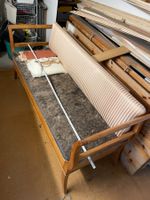 Antiker Horgen-Polster-Sofa Holzrahmen zum restaurieren