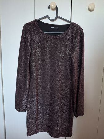 Robe rose paillettes