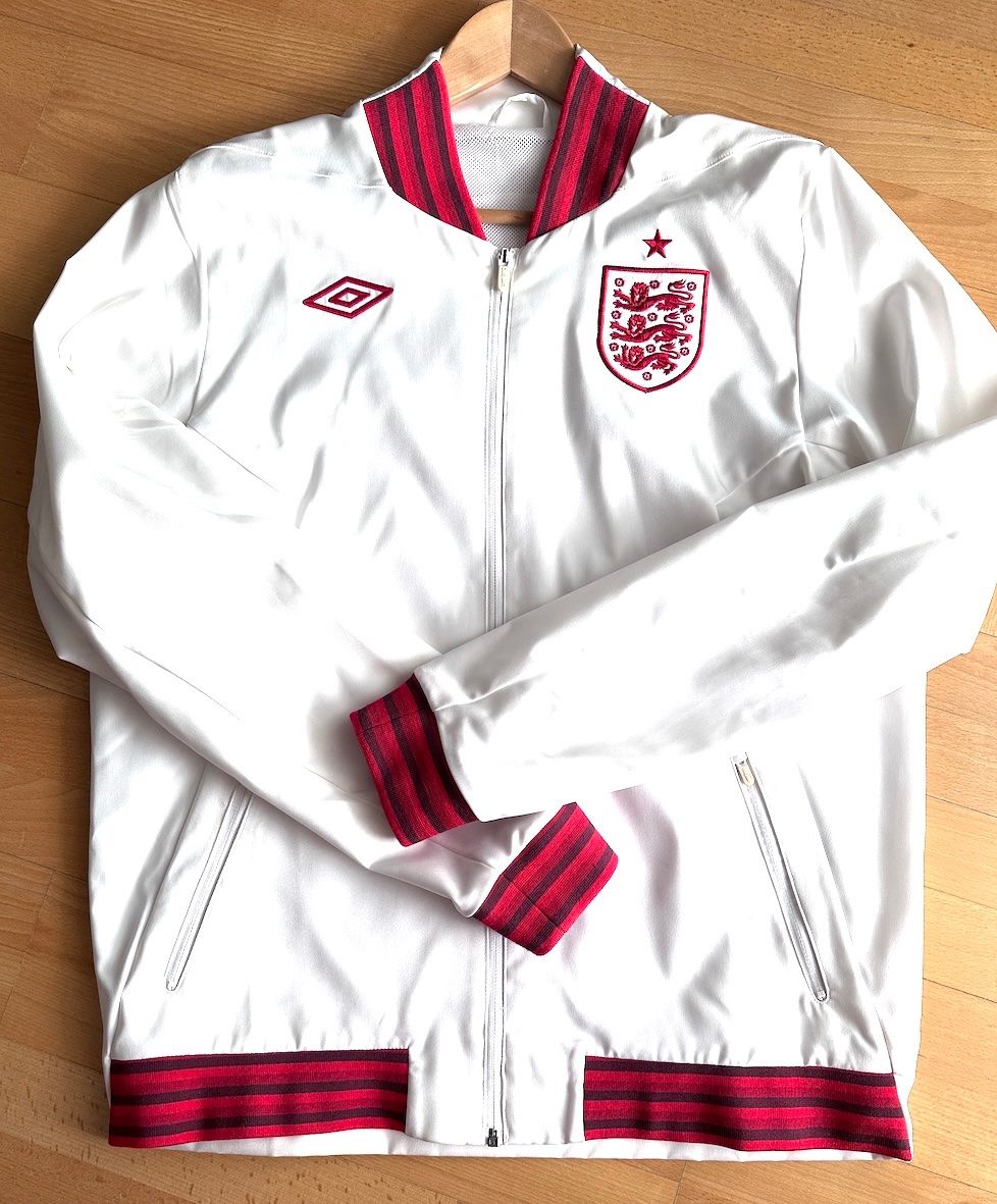 Umbro Jacken: England - Umbro Jacke – Gebraucht aus Kloten von Frozenflame