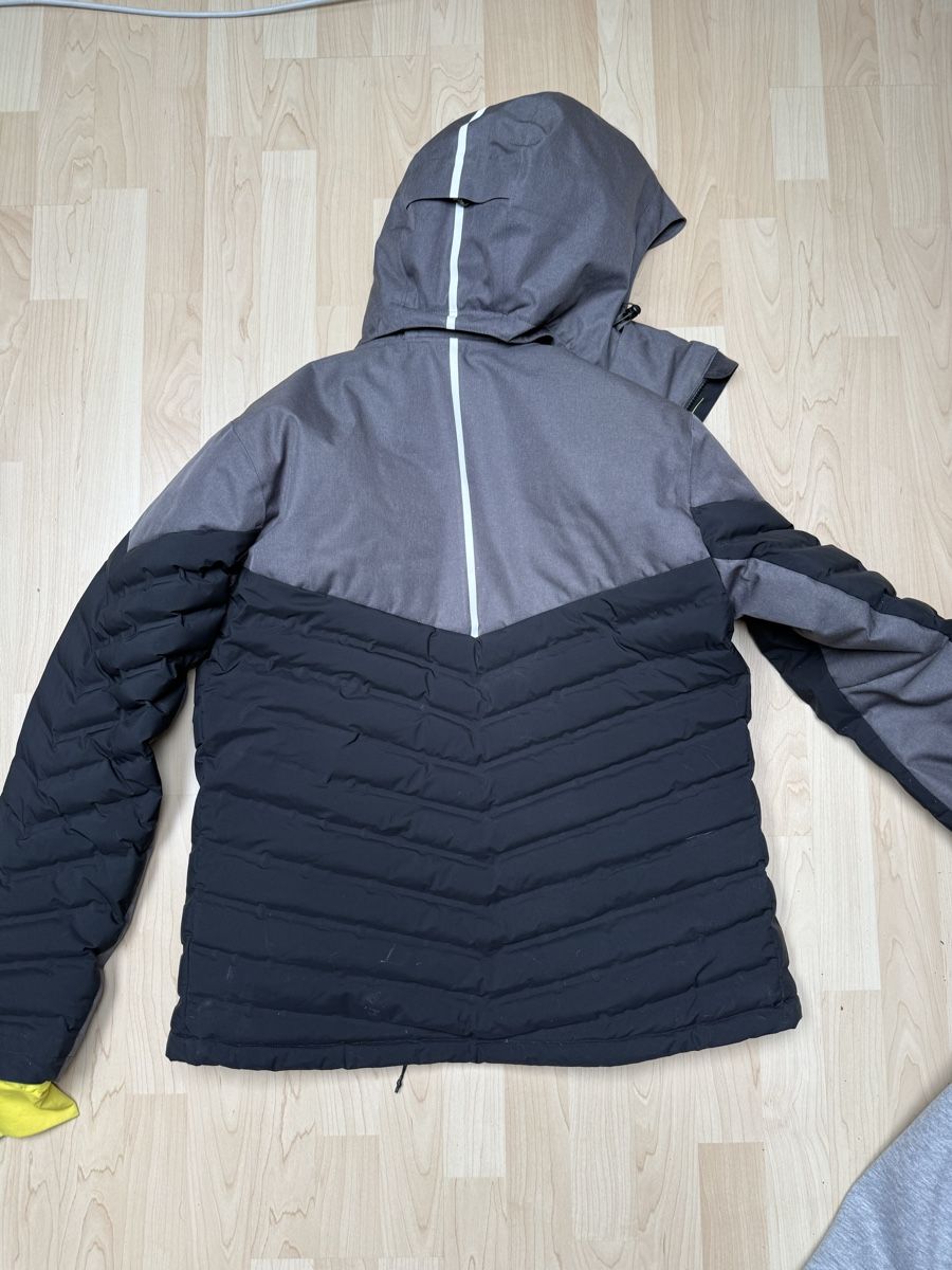 Decathlon Giacche: Piste 900 Winter Jacket. Waterproof, size small, grey. – Usato da Urdorf venduto da rob_c5wf 3