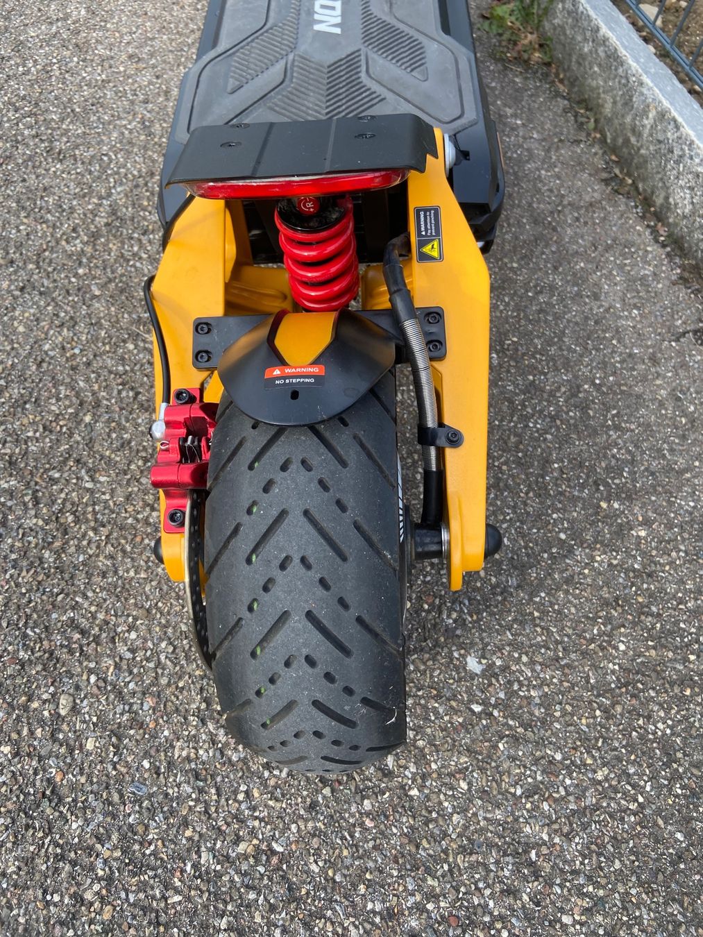 Scooter: Elektro Trottinett 🛴 – Usato da Embrach venduto da Toeffan 4
