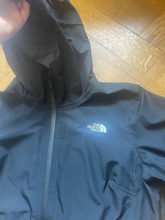 North Face Vestes: North Face Regenjacke – D'occasion à Bern par leasamiiii 1