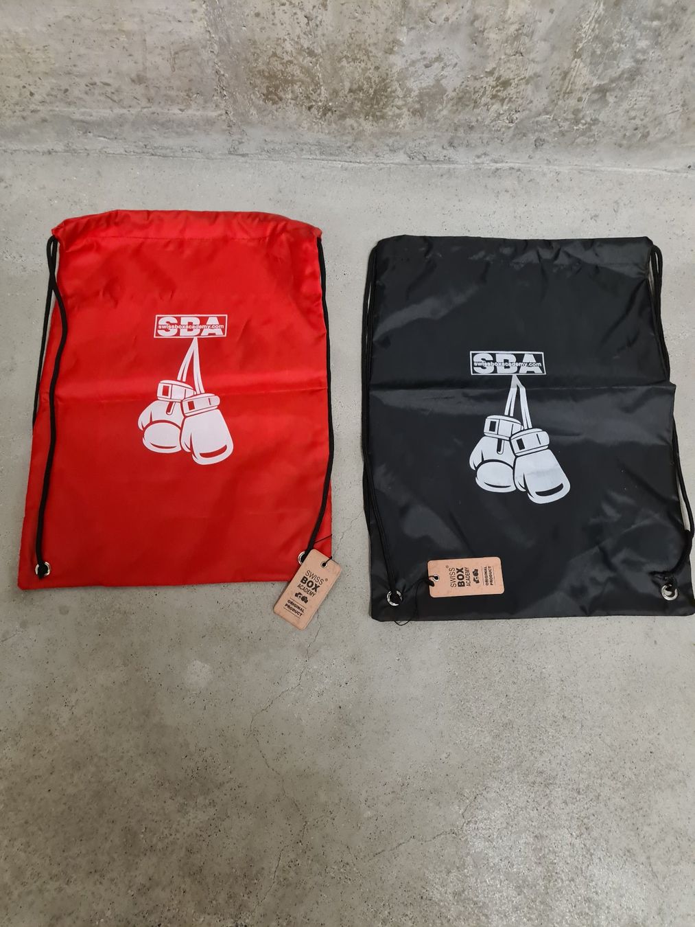 Guanti & manicotti: Boxhandschuhe Leder schwarz SBA FLASH 14 OZ. NEU inkl. Tasch – Nuovo e nell'imballaggio originale da Stettlen venduto da swissfitshop 7