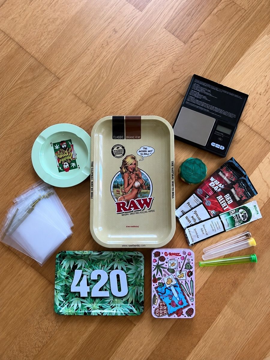 Tabak: Smoker Sachen – Neu (gemäss Beschreibung) aus Willisau von N.Clothes