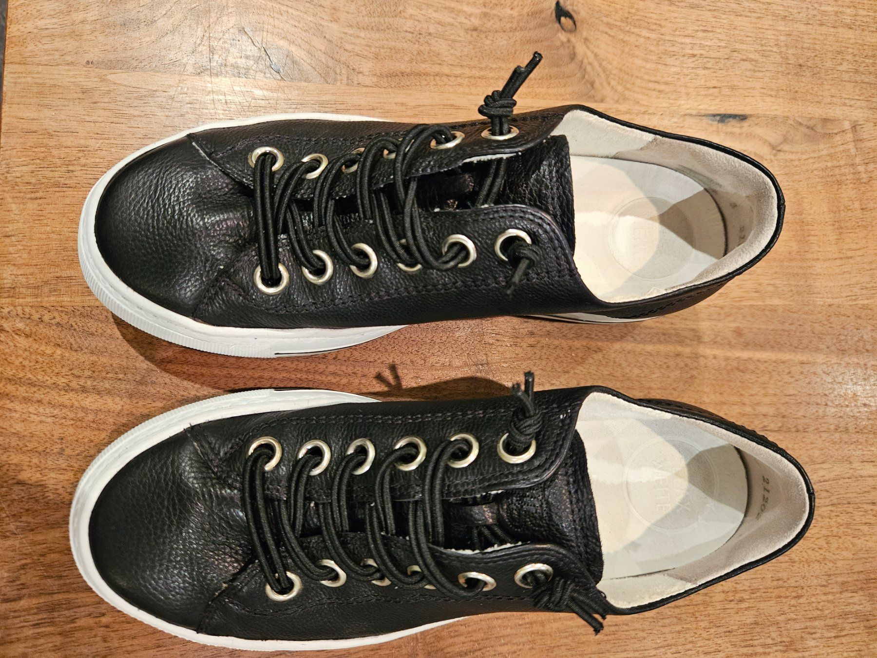 Paul Green Damenschuhe: Sneaker – Gebraucht aus Niederbipp von Sira2003