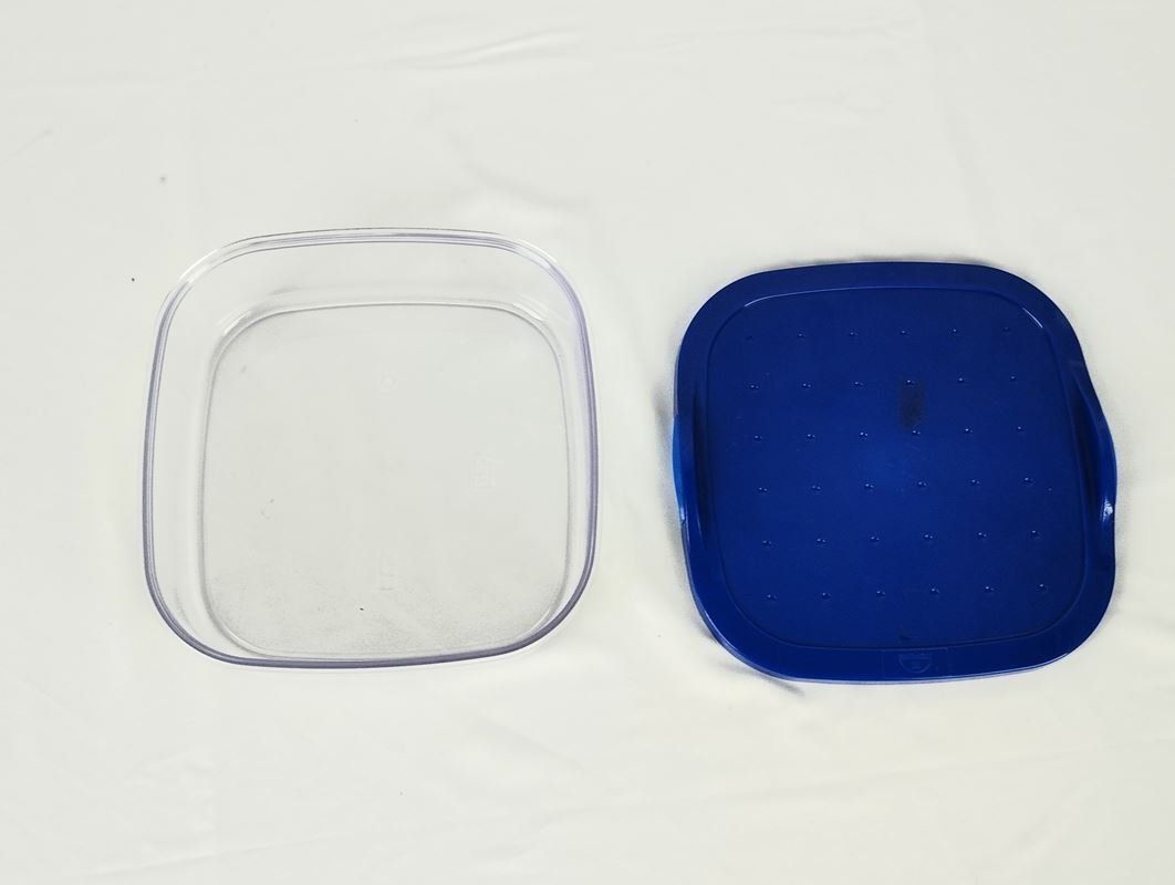 Tupperware Behälter & Ähnliches: M TOP-LINE Tupperware mit blauem Deckel – Gebraucht aus Schübelbach von Restwert_Schubelbach 2