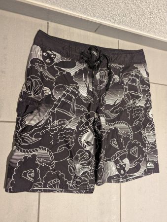 *** Quicksilver Surf-Shorts ***
