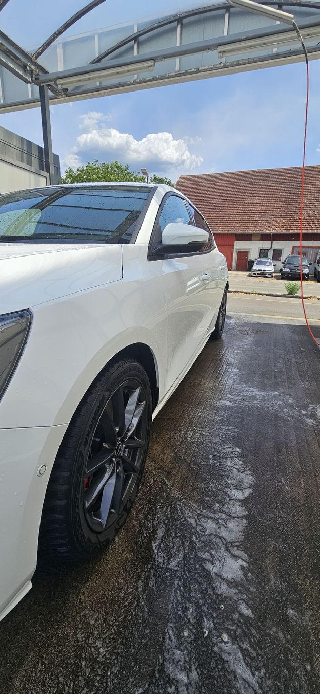 Ford Autos: Ford Focus ST 2.3 EcoBoost – Gebraucht aus Oberhallau von ram_9mcn 6