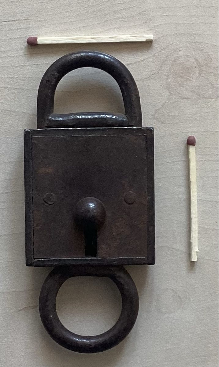Cadenas: Antikes Vorhängeschloss – D'occasion à Reinach BL par Linda013 3