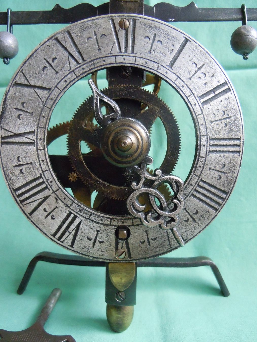 Montres: Tischuhr – D'occasion à Buchs SG par dankeschon 1