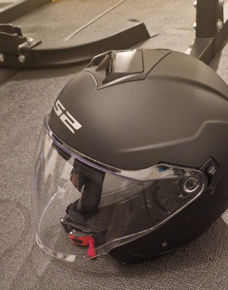 Helme & Visiere: Motorradhelm LS2 Damen Grösse S – Gebraucht aus Winterthur von Riepl 2