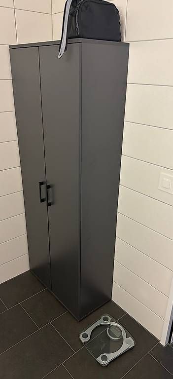 Armoires: Schrank  – D'occasion à Rothrist par nao_m8zx 1