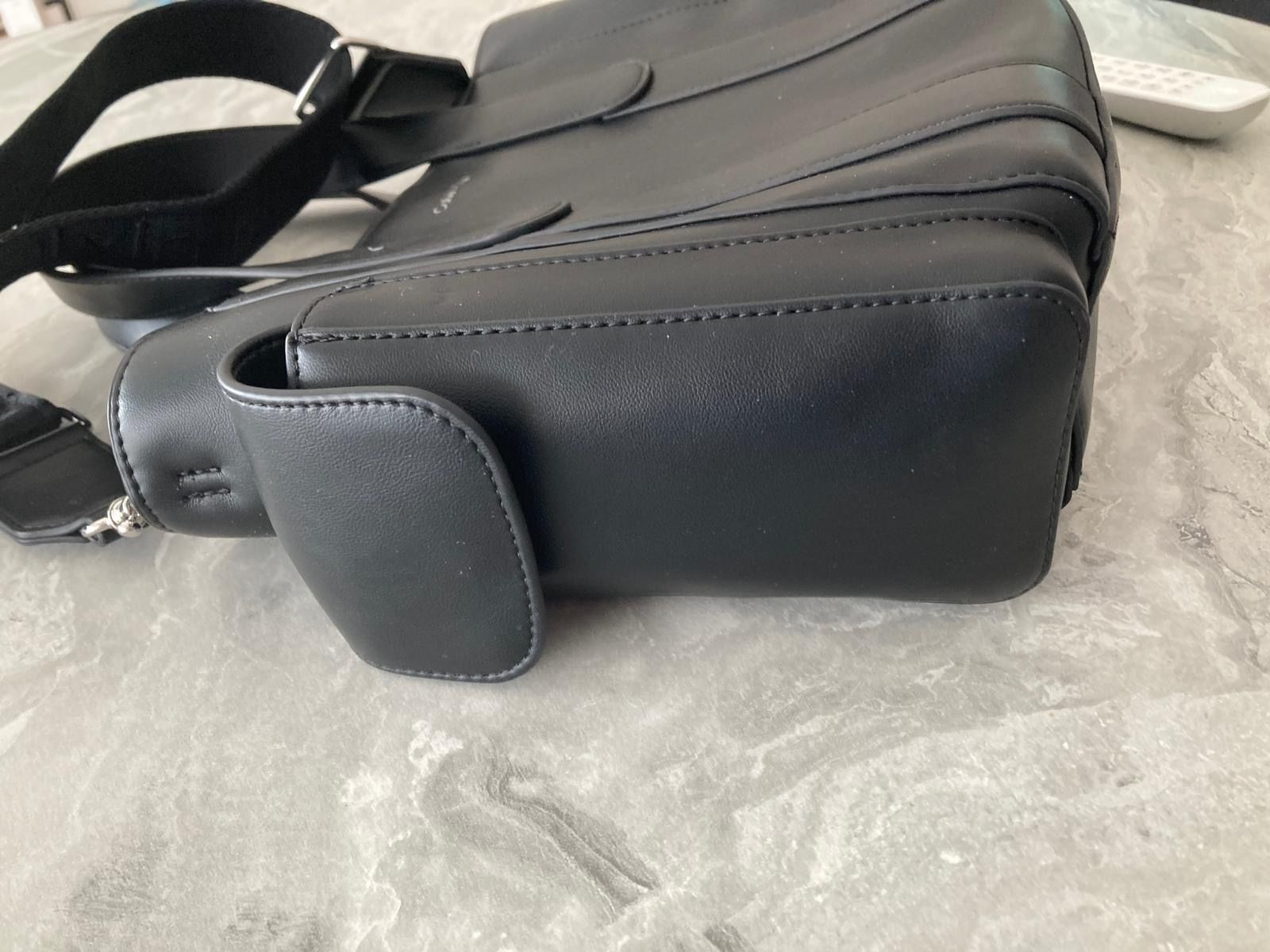 Calvin Klein Borse da donna: Schwarze Calvin Klein Handtasche – Usato da Buttikon SZ venduto da FlohmarktParadies 3