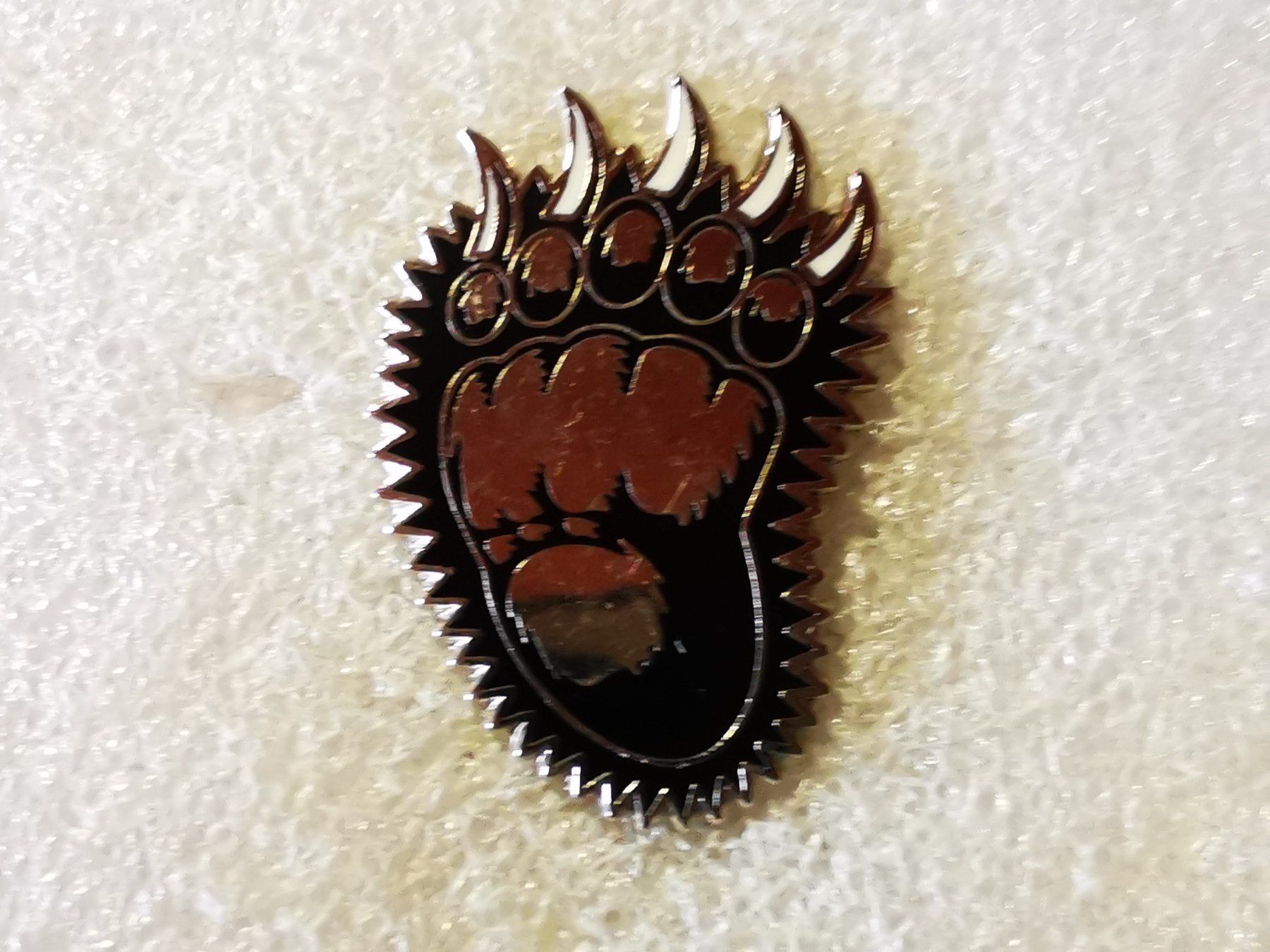 Placchette & Badge: Ansteckpin 198: Bärentatze – Usato da Oppligen venduto da Pin-Fall-Shop