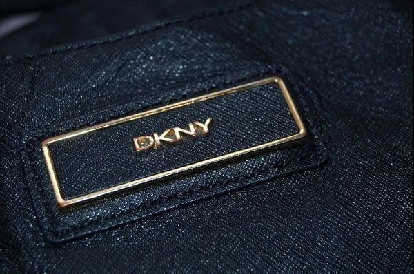 DKNY Borse da donna: Tasche  / Sac à bandoulière DKNY – Usato da Collonges venduto da Auganien 4
