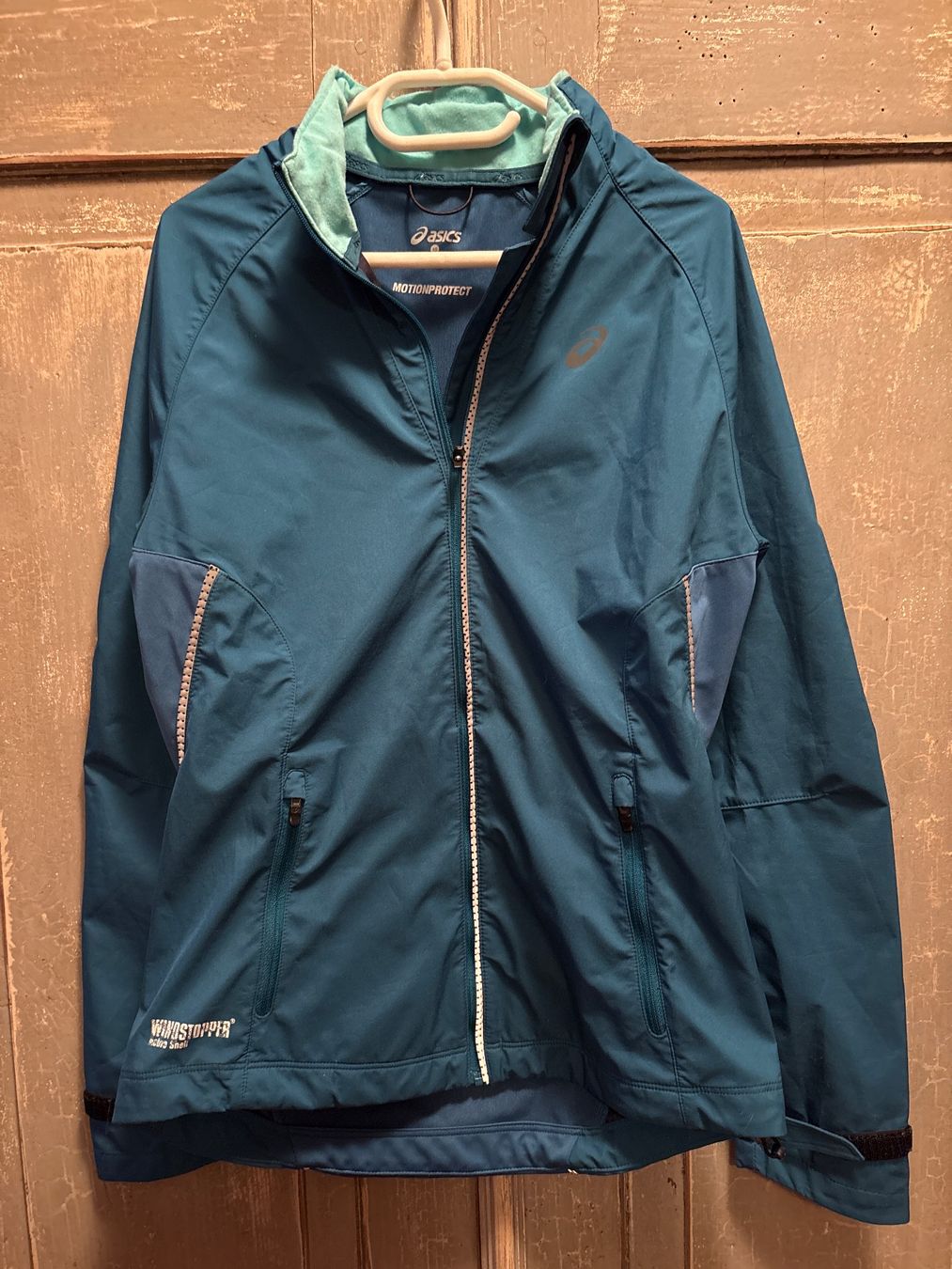 Asics Giacche: Asics - Motion Protect - XS – Usato da Besenbüren venduto da piculo