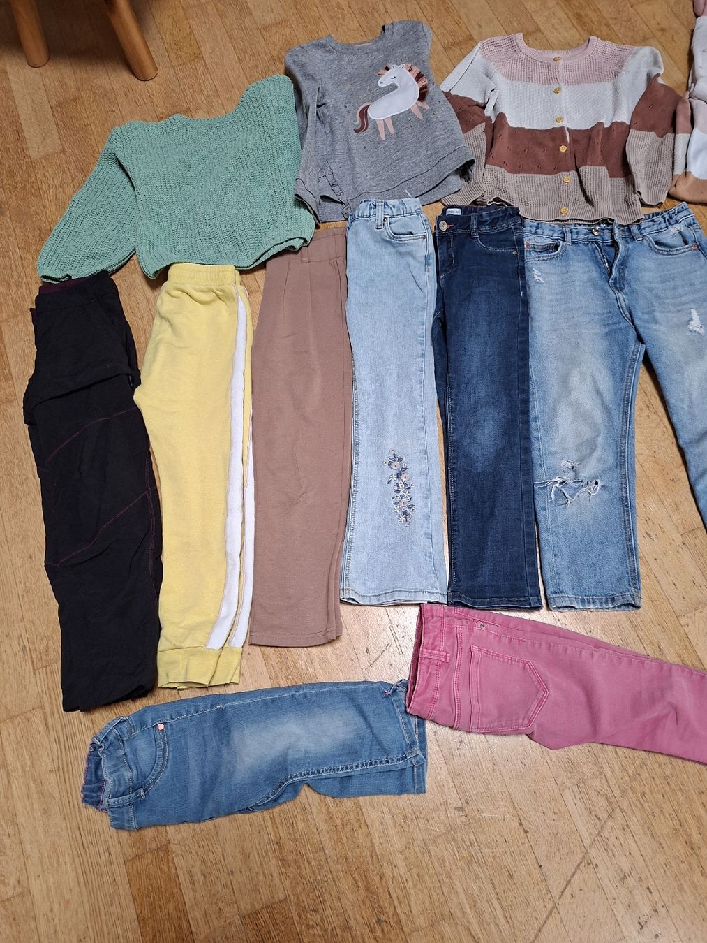 Lotti & Set di vestiti: Kleiderpaket Gr 122 – Usato da Beinwil am See venduto da AndSom 1