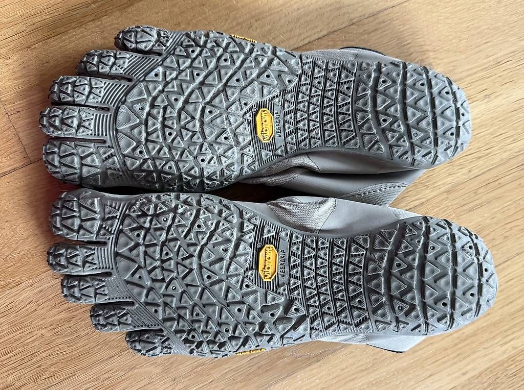 Scarpe da donna: Fivefingers – Usato da Trachslau venduto da Koenigskind10 1