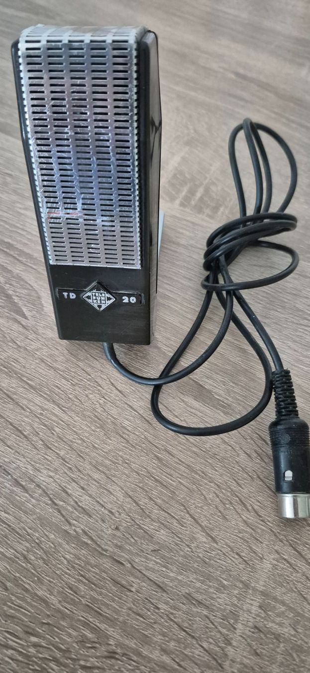Microfoni: Telefunken Mikrofon – Usato da Lyss venduto da Delta-1