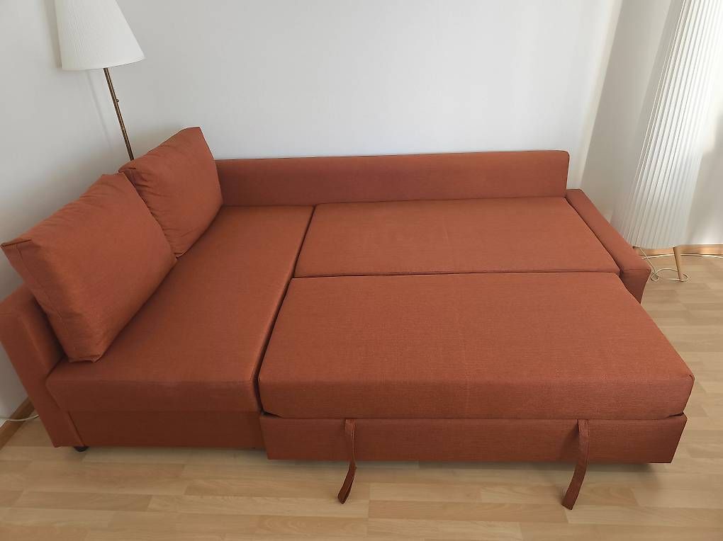Sofas: Eckbettsofa mit Bettkasten – D'occasion à Therwil par mar_9m5c 1