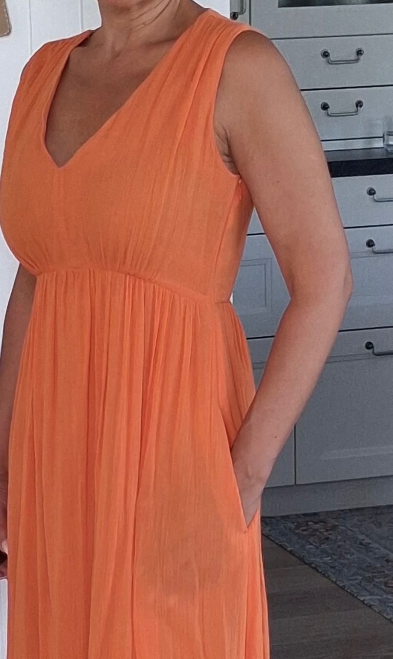 Max Mara Kleider: Neu Kleid von Max Mara gr 36 , S – Neu (gemäss Beschreibung) aus Nuglar von Korsika2 1