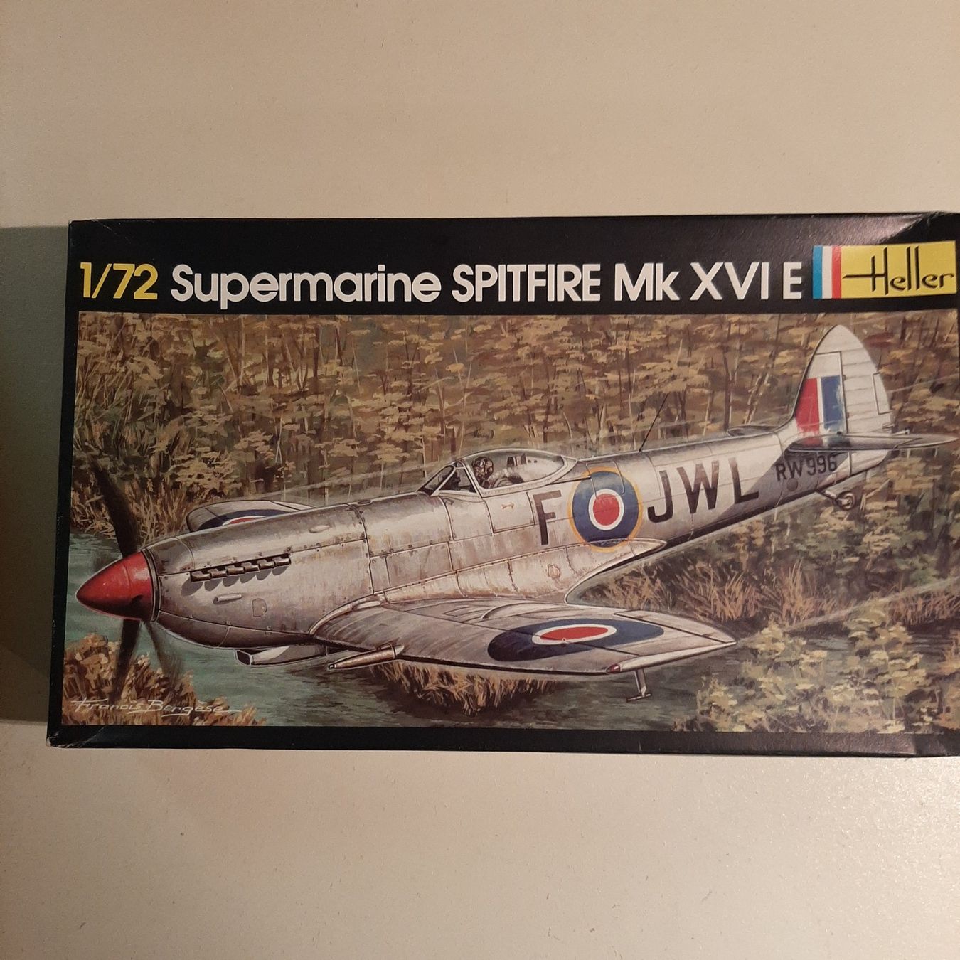 Heller Kit di modellismo & Modellini statici: 2359 ... Sp. Spitfire Mk XVI E ... Heller 282 – Nuovo (secondo la descrizione) da Bonstetten venduto da Benibanny59