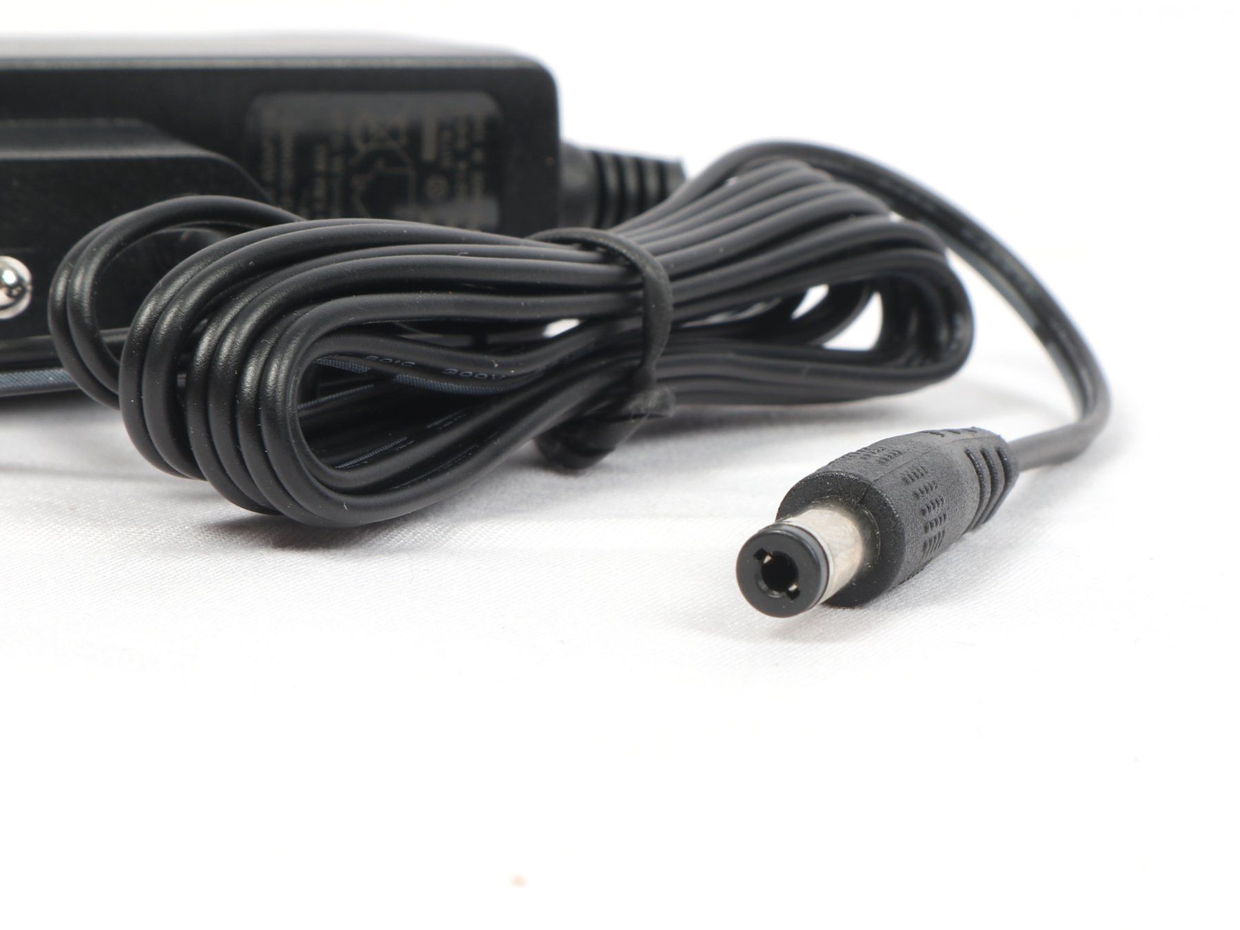 Lecteurs & Adaptateurs: FORMULER Power Adapter 12V 1A – Neuf (Voir description) à Steinen par Restwert_Steinen 3