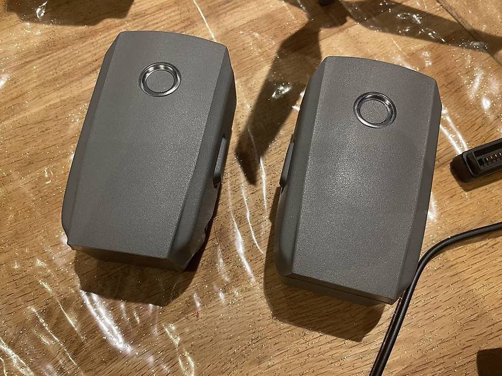 DJI Mavic 2 Pro, fly more combo. (Gebraucht) in Martigny-Croix für CHF ...