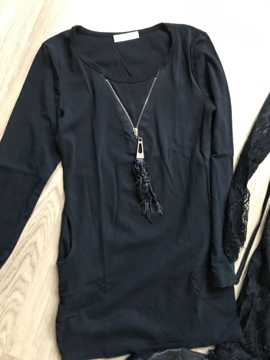 Lotti di vestiti: Kleider Paket S – Usato da Wallbach venduto da wonderlike 1