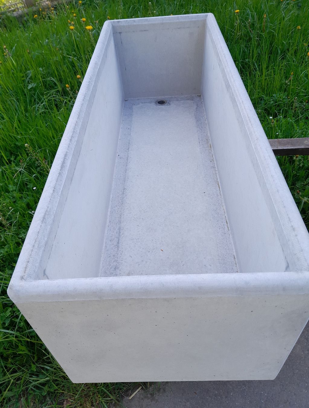 Etangs & Fontaines déco.: Brunnentrog – Neuf avec emballage d'origine à Grosswangen par paluki