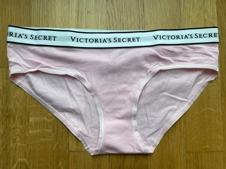 Victoria’s Secret Logo Cotton Hiphugger Panty M NEW