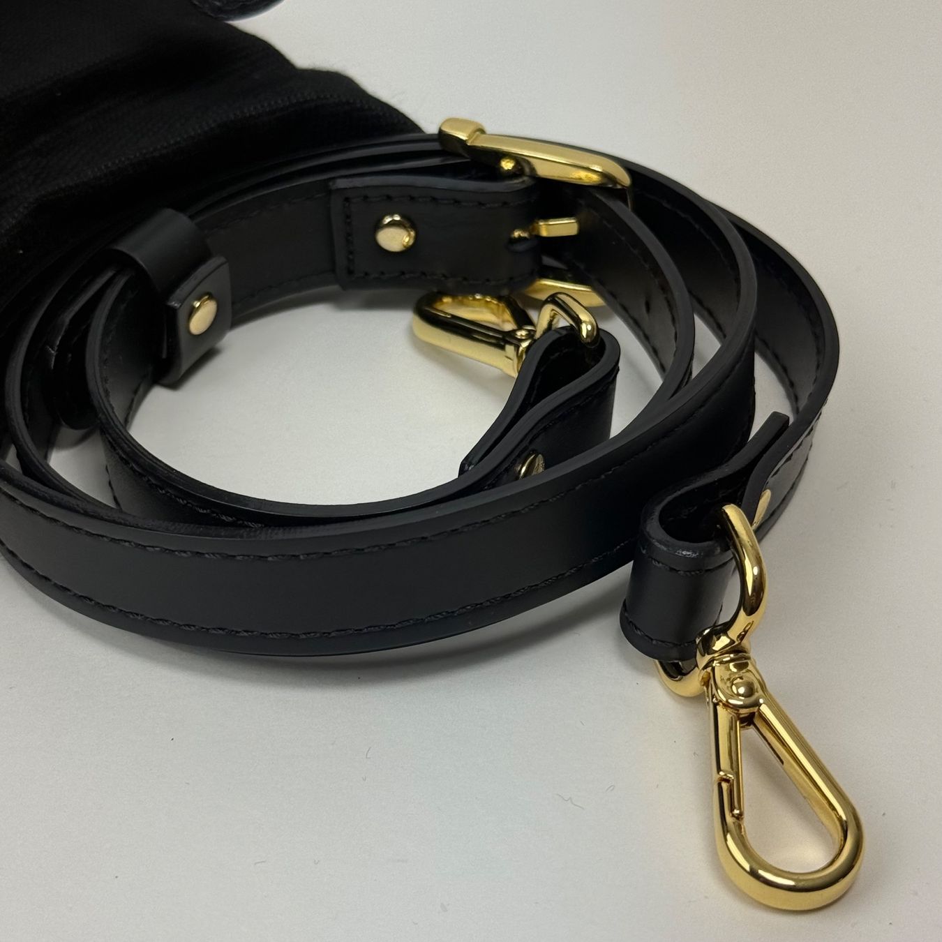 Maison Mollerus Borse da donna: Maison Mollerus MM Niesen Beuteltasche – Usato da Sursee venduto da Justmibu 5