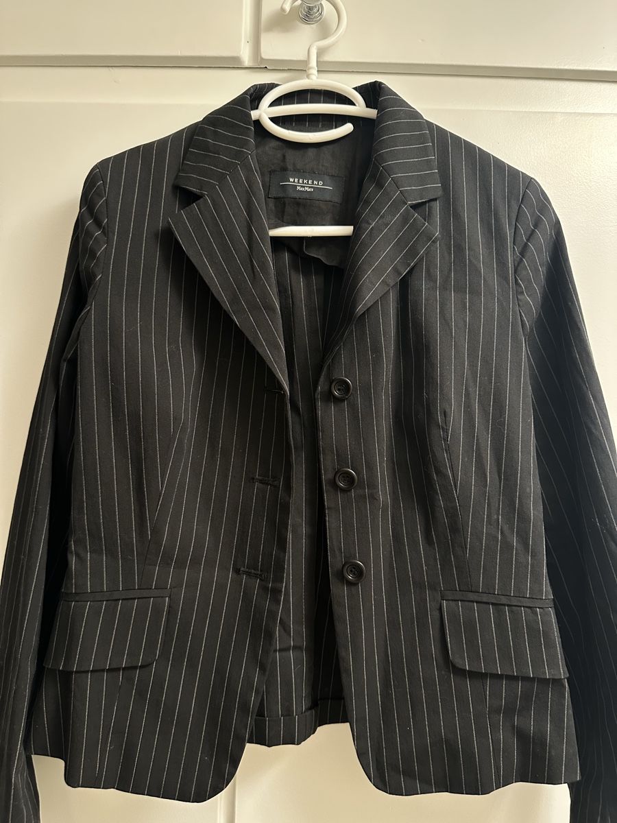 Max Mara Giacche: Weekend Max Mara Blazer – Usato da Zürich venduto da juz_2t2j 1