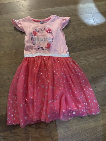 Kleid 122