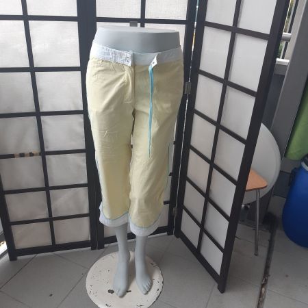 Gelbe Sommerhose / Caprihose, Gr. 36, neuwertig!