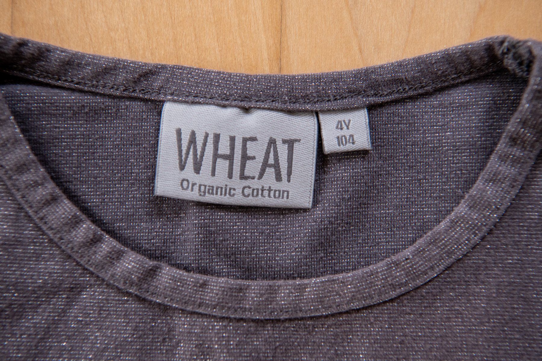Blusen, T-Shirts & Tops: Glitzershirt von Wheat, Gr. 4Y (104) – Gebraucht aus Meilen von luca70 1