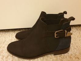 Bottines 37, cuir (daim), noires, très bon état, San Marina