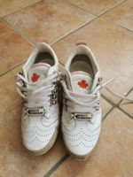 Baskets Dsquared2 551, état porté excellent. T. 38