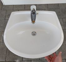 Laufen Waschbecken inkl. Armatur