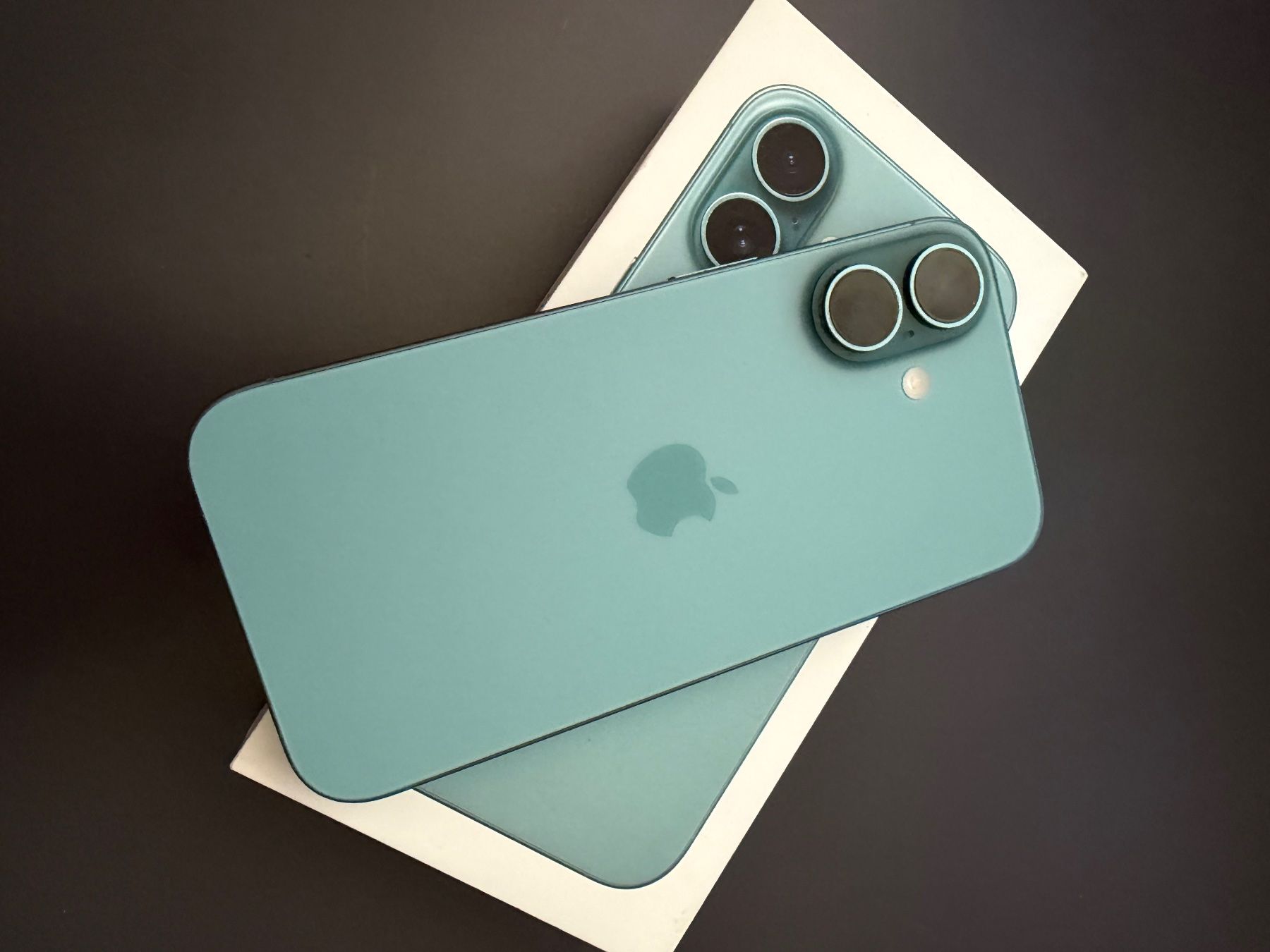 Apple Telefoni cellulari / Smartphones: iPhone 16 / 128GB Teal – Usato da Schübelbach venduto da jmurban 2
