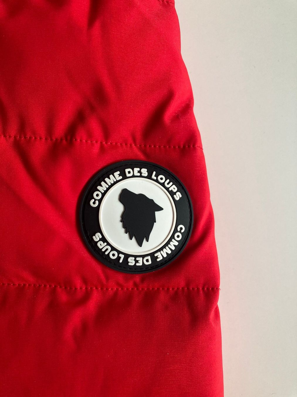 Giacche: Doudoune rouge Comme des Loups, taille L, neuve. – Nuovo (secondo la descrizione) da La Tour-de-Peilz venduto da vve_nm8c 2