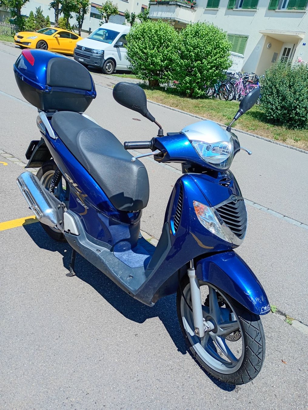 Honda Scooters: Honda SH125 – Gebraucht aus Eschenbach SG von Honi01 3