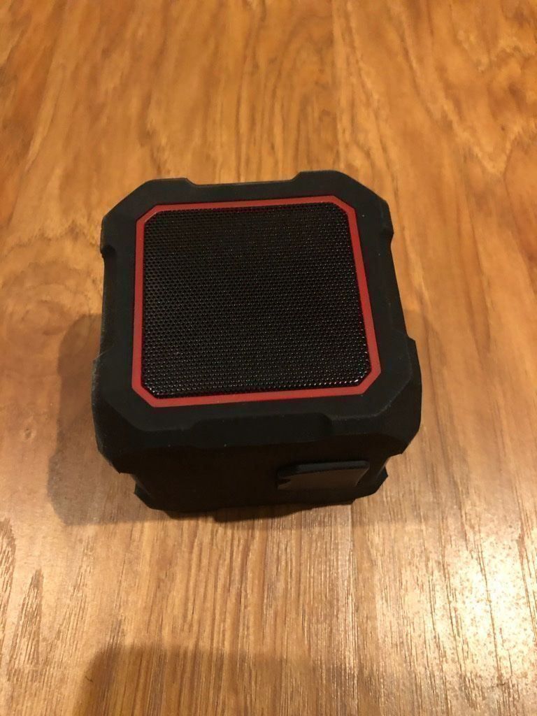 Webcam: IPX7 Rugged Bluetooth Speakerwaterproof – Nuovo (secondo la descrizione) da thonex venduto da begochiqui
