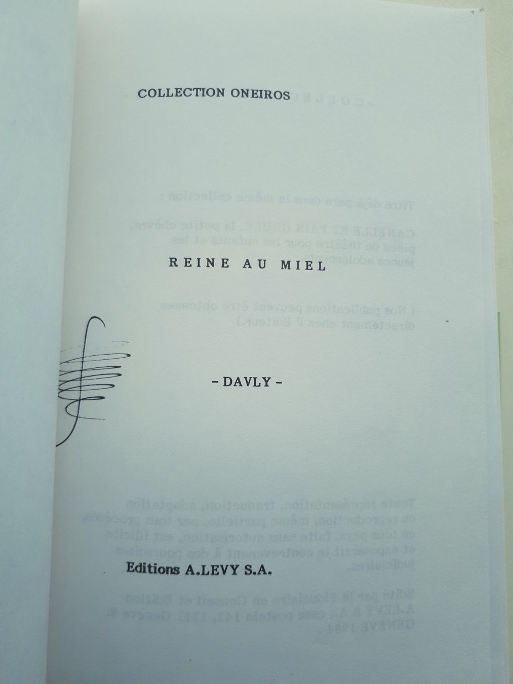 Bücher: Davly - Reine au Miel – Neu (gemäss Beschreibung) aus Lausanne von LasloH 1