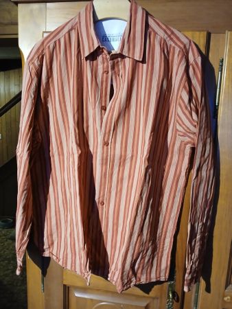 Herrenhemd rot-orange gestreift