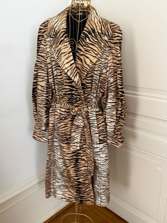 Escada Trenchcoat mit Tigerprint, Gr. 44/46 - ein Hingucker!