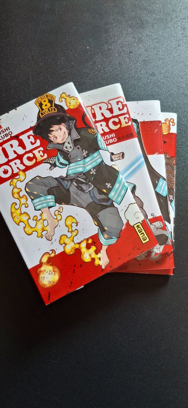 Statuette: Lot FIRE FORCE – Usato da Onex venduto da Louve.crz 3