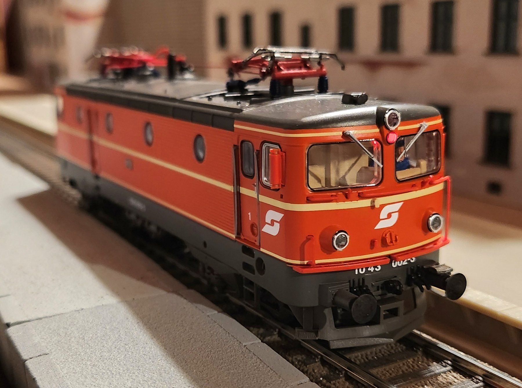 Roco Trains électriques: Roco ÖBB Rh 1043.002 DCC Sound – Neuf (Voir description) à Wittenwil par ced_q8j7 7