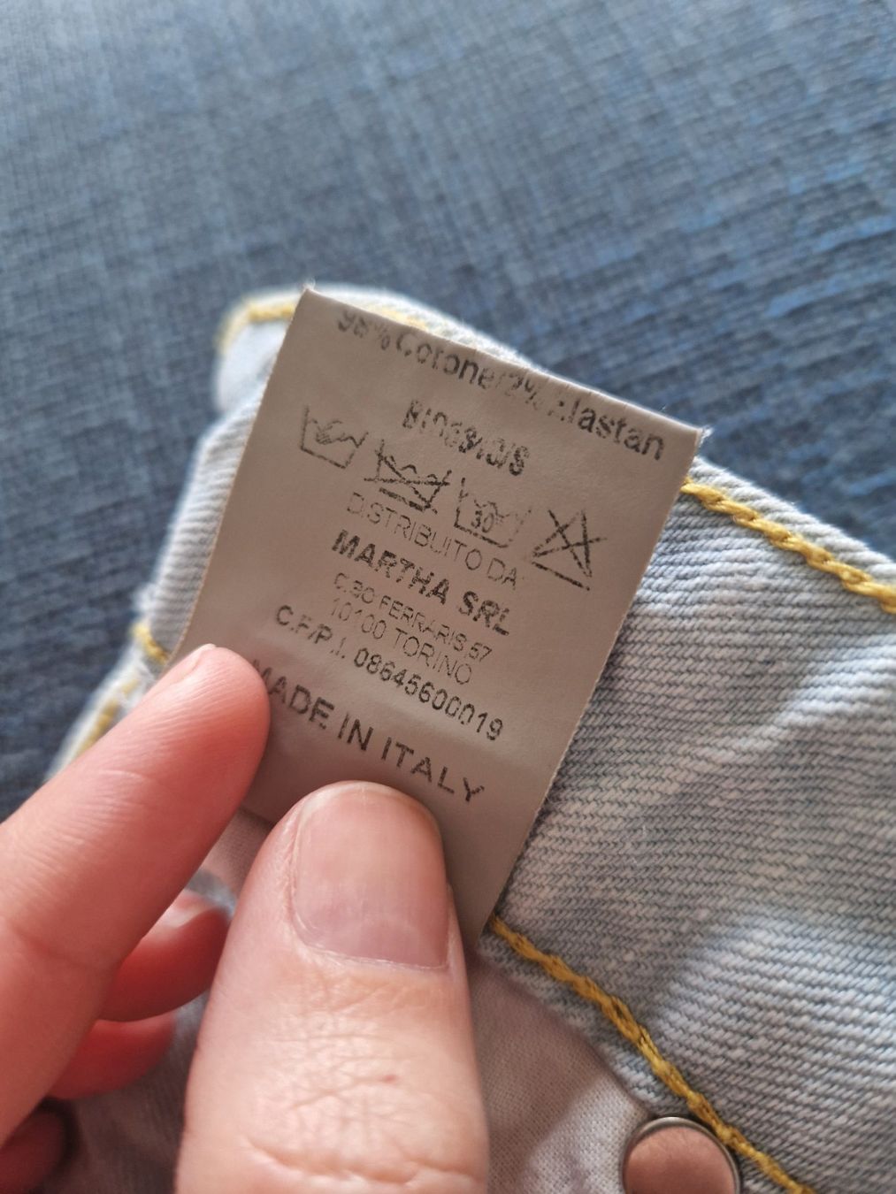 Jeans: New Shorts jeans size 36 – Nuovo (secondo la descrizione) da Lausanne venduto da Issss 3